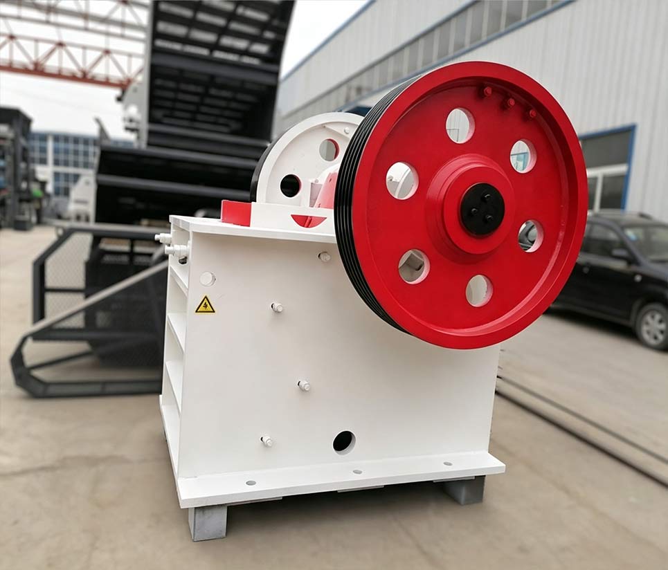 Jaw crusher PE600x900 used for primary crushing in aggregate plant